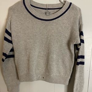 Grey cropped sweater